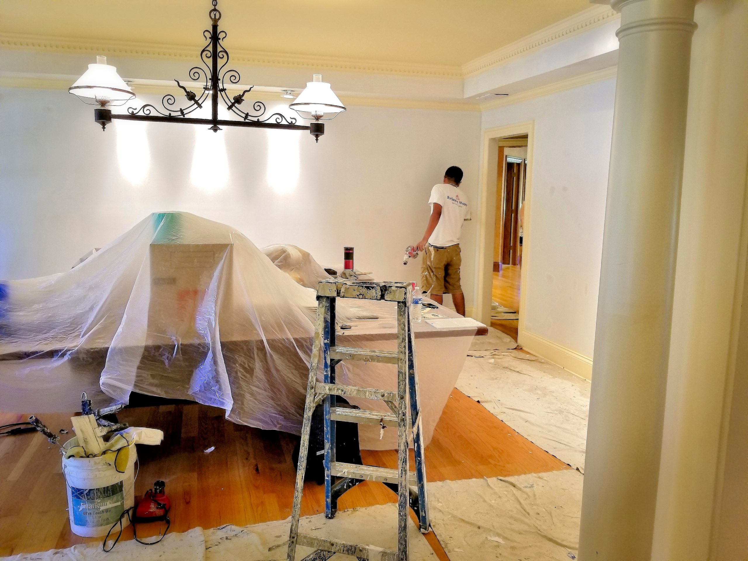 Painters Paint A Room During A Remodel 2022 10 31 09 05 17 Utc